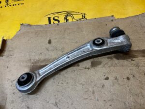 WAHACZ PRZÓD PRZEDNI LEWY PORSCHE MACAN 95B