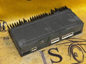 WZMACNIACZ DŹWIĘKU PIONEER LEXUS RX 450H III 3 AL10