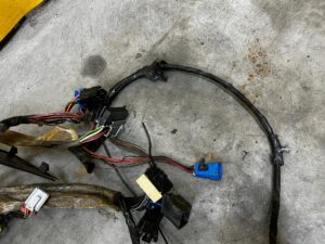 WIĄZKA INSTALACJA DESKI ROZDZIELCZEJ KONSOLI CHEVROLET CORVETTE C5 97-04