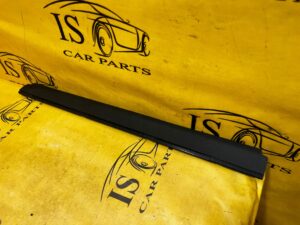 OSŁONA ZAŚLEPKA PLASTIK PODSUFITKI DACHU TYŁ PRAWA 4 DRZWI FORD BRONCO 21-