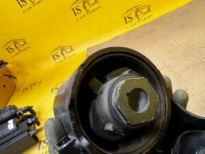 ŁAPA MOCOWANIE PODUSZKA SILNIKA LEWA FORD BRONCO 2.7 V6 ECOBOOST 21-