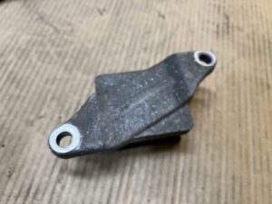 WSPORNIK MOCOWANIE RESORA BELKI ZAWIESZENIA TYŁ PRAWY VOLVO XC90 II