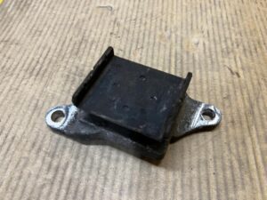 WSPORNIK MOCOWANIE RESORA BELKI ZAWIESZENIA TYŁ LEWY VOLVO XC90 II