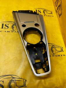 WYKOŃCZENIE DEKOR WKŁAD TUNELU ŚRODKOWEGO AUDI TT 8S