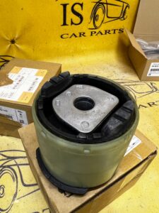 PODUSZKA GUMOWA PRZEDNIA BELKI TYŁ BMW 7 LIFT F01 F02 NOWA OEM