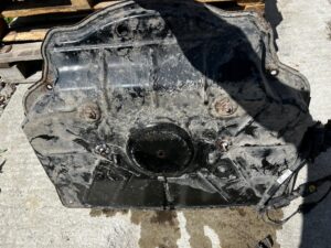 ZBIORNIK BAK POMPA ADBLUE PORSCHE CAYENNE 7P5 S LIFT 4.2 DIESEL TDI