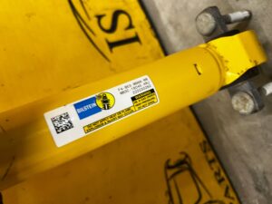 KOMPLET NOWE AMORTYZATORY BADLANDS BILSTEIN PRZÓD FORD BRONCO 21-