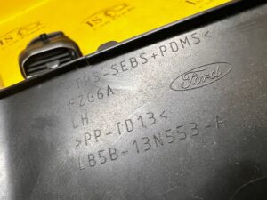 LISTWA OSŁONA BLENDA LAMPY TYŁ LEWY LEWA FORD EXPLORER MK6