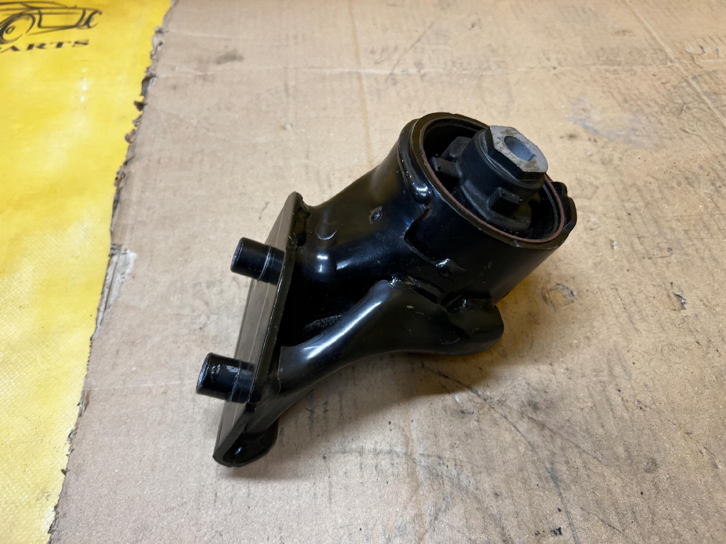 ŁAPA MOCOWANIE PODUSZKA SILNIKA LEWA FORD BRONCO 2.7 V6 ECOBOOST 21-