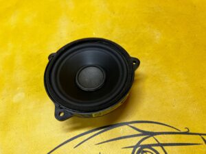 GŁOŚNIK DRZWI LAND ROVER DISCOVERY 5 V L462