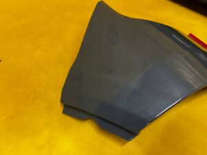 NAROŻNIK BŁOTNIKA TYŁ LEWY FORD BRONCO 21- AZURE GREY PEARL