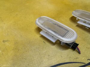 2 X LAMPKA OŚWIETLENIE PODSUFITKI RENAULT LAGUNA III