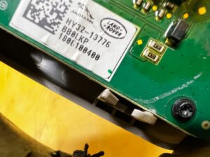 LAMPKA OŚWIETLENIE KABINY WNĘTRZA LAND ROVER DISCOVERY 5 V L462