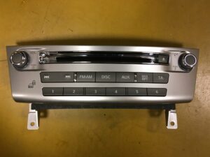 PANEL STEROWANIA RADIA NAWIGACJI INFINITI Q70 M