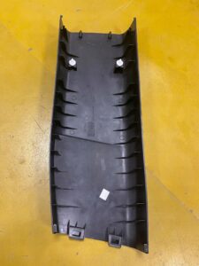 PRAWA OSŁONA ŚRODKOWEGO SŁUPKA B BMW X6 E71