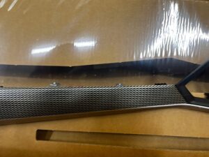 LISTWA DEKOR KONSOLI DESKI ALU TETRAGON BMW 2 G42 3 G20 4 G26 G82 NOWA OEM