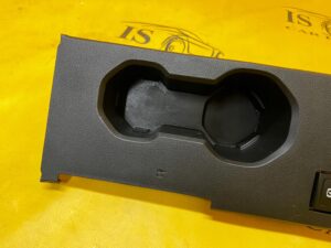 UCHWYT NA KUBEK DEKOR TUNELU PRZEŁĄCZNIK HAMULCA DACIA JOGGER SANDERO III