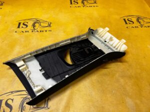 POSZYCIE OSŁONA OBUDOWA SŁUPKA ŚRODKOWEGO B LEWY PORSCHE MACAN 95B