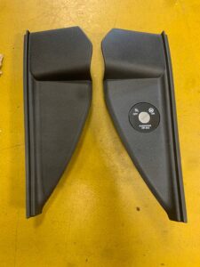 LEWA OSŁONA BOCZEK DESKI KONSOLI KIA SORENTO III