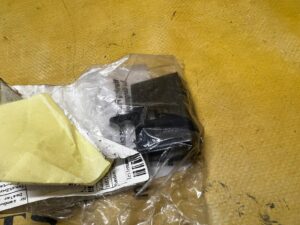 ZAWIAS PODŁOGI WKŁADANEJ BAGAŻNIKA BMW 5 F11 KOMBI NOWY OEM