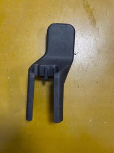 OSŁONA ZAŚLEPKA PROWADNICY FOTELA INFINITI Q70