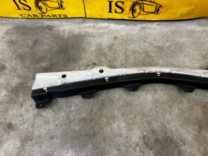 ŚLIZG MOCOWANIE WSPORNIK ZDERZAKA PRZÓD CHEVROLET CORVETTE C5 97-04