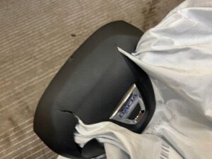KOMPLET WYSTRZELONA DESKA KOKPIT PULPIT KONSOLA AIRBAG DACIA JOGGER 2022R