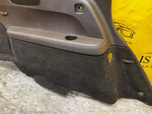 TAPICERKA BOCZEK BAGAŻNIKA TYŁ LEWY LEWA MERCEDES GLS X166 BRĄZ