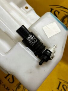 ZBIORNIK POMPKA WLEW SPRYSKIWACZY KOMPLETNY FORD KUGA MK2