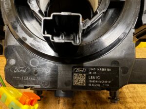 PAJĄK MANETKI PRZEŁĄCZNIK ZESPOLONY TAŚMA FORD ESCAPE MK4