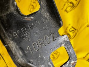 POPRZECZKA BELKA DRĄŻEK POPRZECZNY ROZPÓRKA SILNIKA PRZÓD PORSCHE MACAN 95B