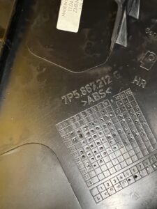 BOCZEK TAPICERKA DRZWI PRAWY TYŁ PORSCHE CAYENNE 7P5 LIFT