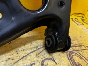 WAHACZ PRZEDNI PRZÓD LEWY LEWA SKODA SCALA