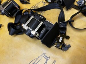 KOMPLET 6 X PASY BEZPIECZEŃSTWA 7 OSÓB NIE WYSTRZELONE VOLVO XC90 II