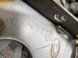 STELAŻ MOCOWANIE RURA KONSOLI DESKI ROZDZIELCZEJ RENAULT ZOE I Z.E.