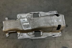 BLACHA OSŁONA OBUDOWA TERMICZNA PORSCHE PANAMERA 970 I LIFT