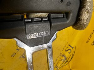 KOŃCOWKA KLAMRA PASA BEZPIECZEŃSTWA TYŁ RANGE ROVER EVOQUE L538