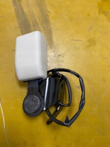 ZAPINKI ZAPIĘCIE PASA KANAPY TYŁ INFINITI Q50