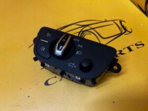 WŁĄCZNIK PRZEŁĄCZNIK PANEL OBSŁUGI ŚWIATEŁ AUDI SQ7 Q7 4M0