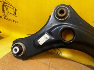 NOWY WAHACZ PRZÓD PRZEDNI PRAWY DACIA SANDERO 3 III 1.0 TCE