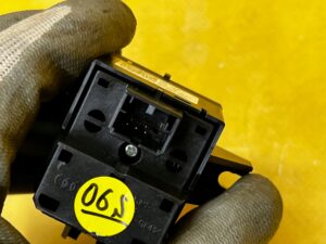 PRZYCISK POKRĘTŁO REGULACJI GŁOŚNOŚCI AUDI TT 8S