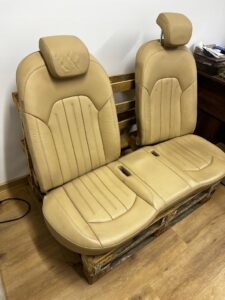 KANAPA TYLNA SIEDZENIE FOTELE AUDI A8 D4