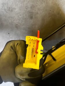 FOTEL PASAŻERA PRAWY PRZÓD AIRBAG DACIA SANDERO III STEPWAY 2024R LIFT EU