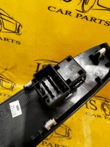 PRZEŁĄCZNIK SZYBY PRAWY PRZÓD FORD KUGA MK3 ESCAPE