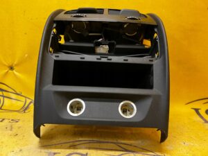 RAMKA KRATKI NAWIEWU TUNELU ŚRODKOWEGO TYŁ BMW 5 G30