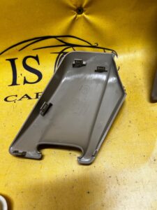 OSŁONA PASA TYLNEGO LEWA RANGE ROVER VOGUE L405