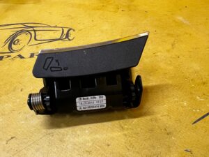 RĄCZKA FOTELA KANAPY TYŁ PRAWY MERCEDES CLS W218 SHOOTING BRAKE