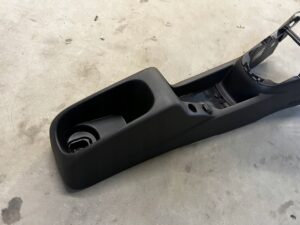 TUNEL ŚRODKOWY SCHOWEK UCHWYT NA KUBEK CUPHOLDER CITROEN C3 II DS3 EU