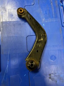 WAHACZ PRAWY TYLNY TYŁ FORD S-MAX MK2 GALAXY MK4