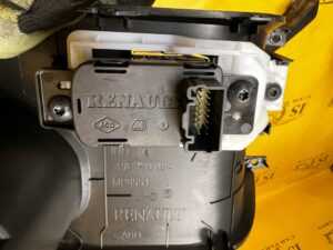 UCHWYT NA KUBEK DEKOR TUNELU PRZEŁĄCZNIK HAMULCA DACIA JOGGER SANDERO III